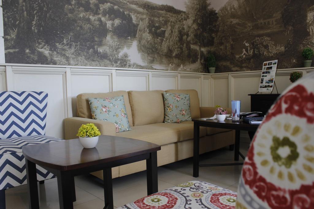 Wakeup Homestay Yogyakarta Exterior foto