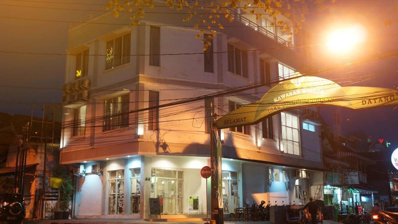 Wakeup Homestay Yogyakarta Exterior foto